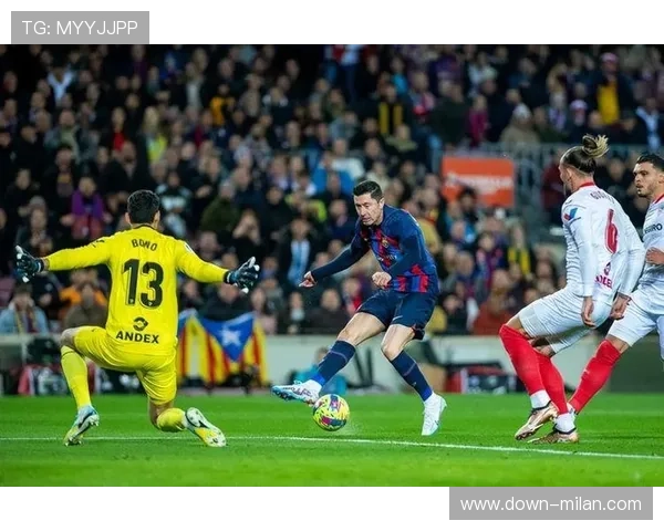 佩德里直塞助攻显大师风范,巴萨中场核心伤愈后渐入佳境 佩德里直塞助攻显大师风范,巴萨中场核心伤愈后渐入佳境